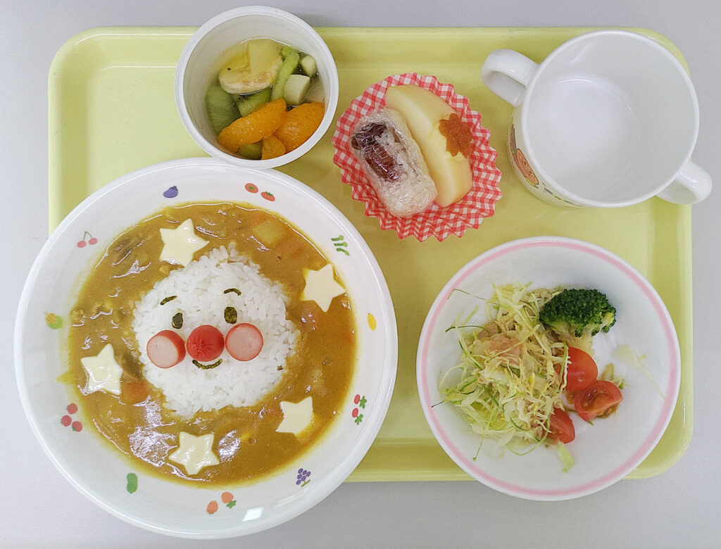 給食